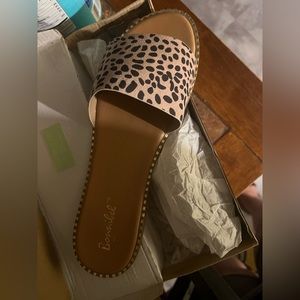 Women’s sandals! New